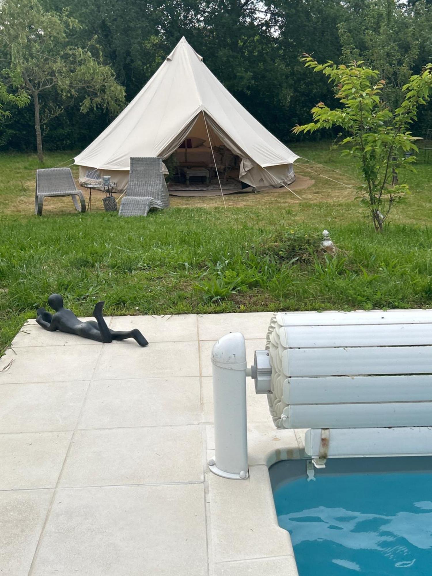 Chambre Au Jardin Tente De Charme Eguzon-Chantome Luaran gambar