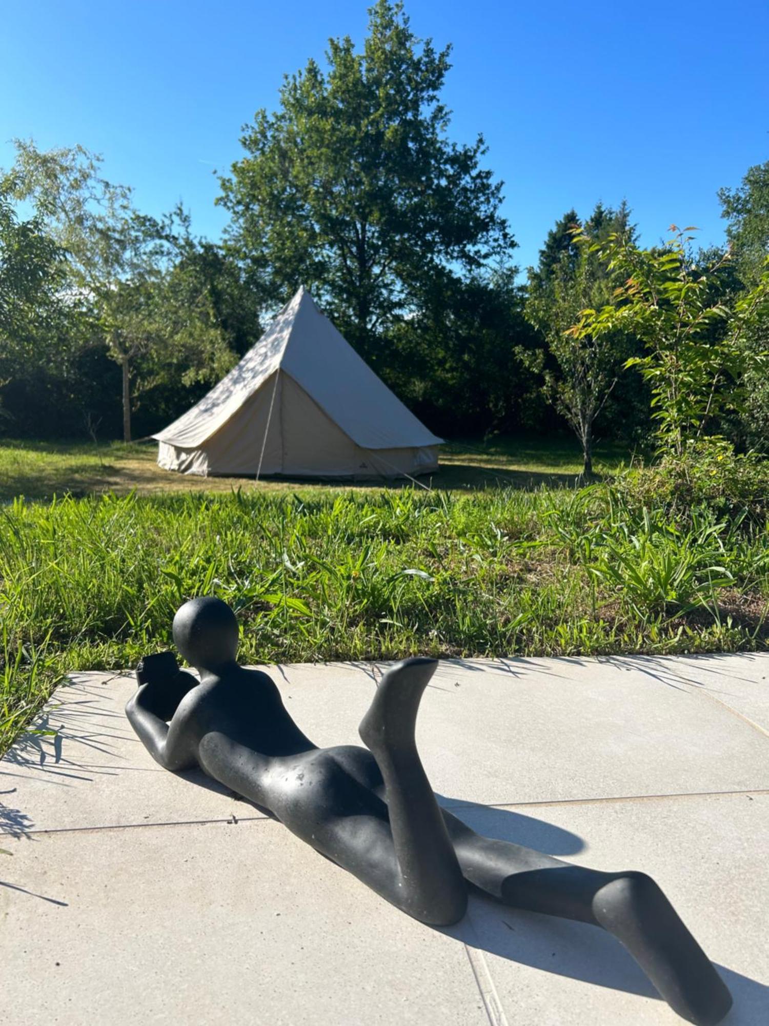 Chambre Au Jardin Tente De Charme Eguzon-Chantome Luaran gambar